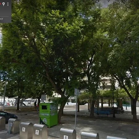 Apart. Con Encanto En