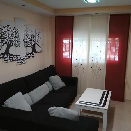 Apart. Con Encanto En